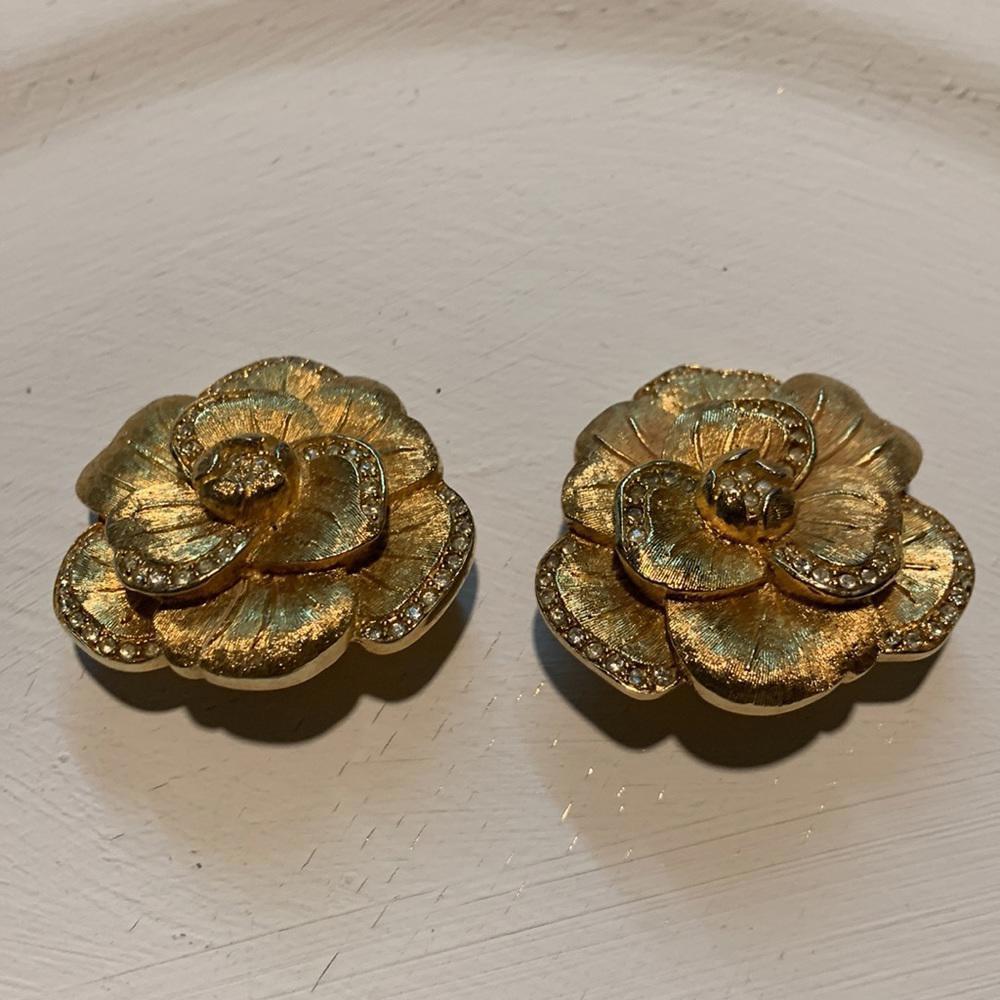 Vintage Christian Dior Large Crystal Rose Flower Large Clip on Earrings - Picture 8 of 12
